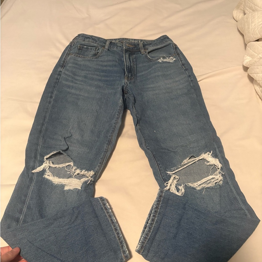 American Eagle Outfitters Light Blue Distressed Boyfriend Jeans